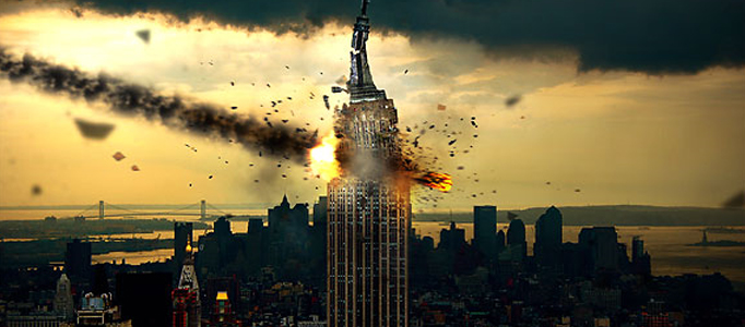 Dramatic Meteorite Collision to High Building