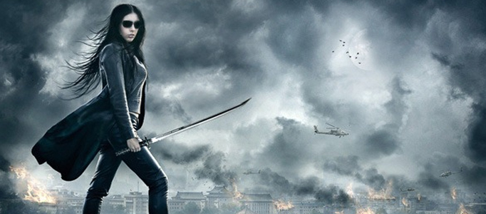 Create a Great War Scene Behind a Superheroine