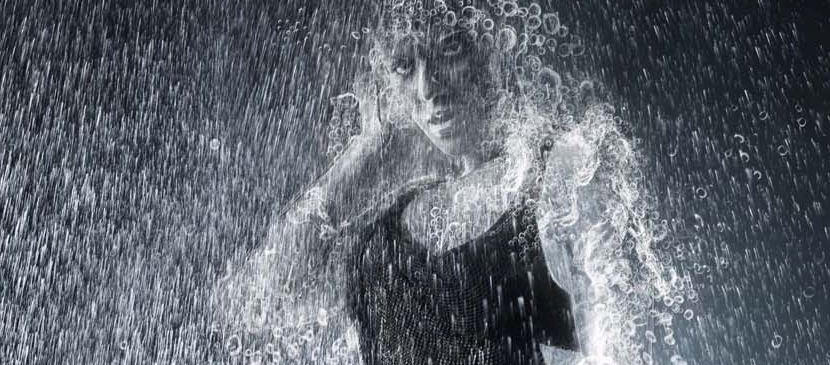 Manipulating a Man to be Liquefied in Raining Scene L